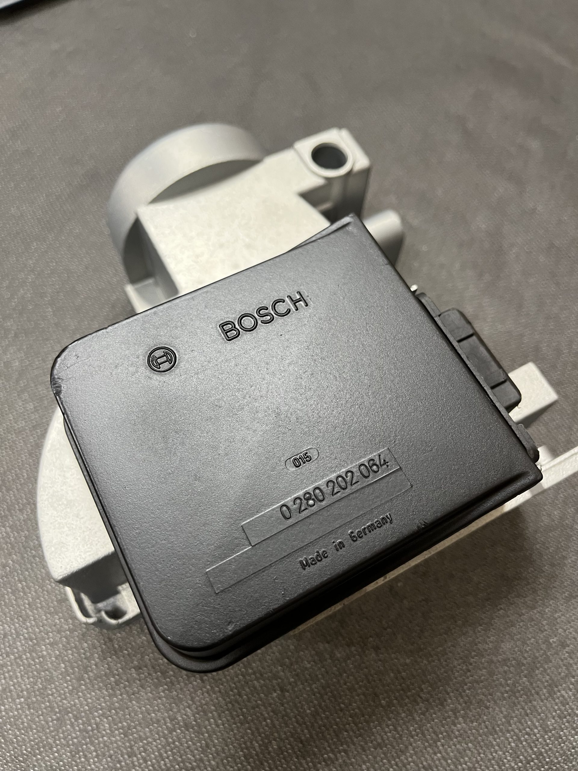 Débitmètre d'air porsche 944 2.5 924 S bosch 0280202064